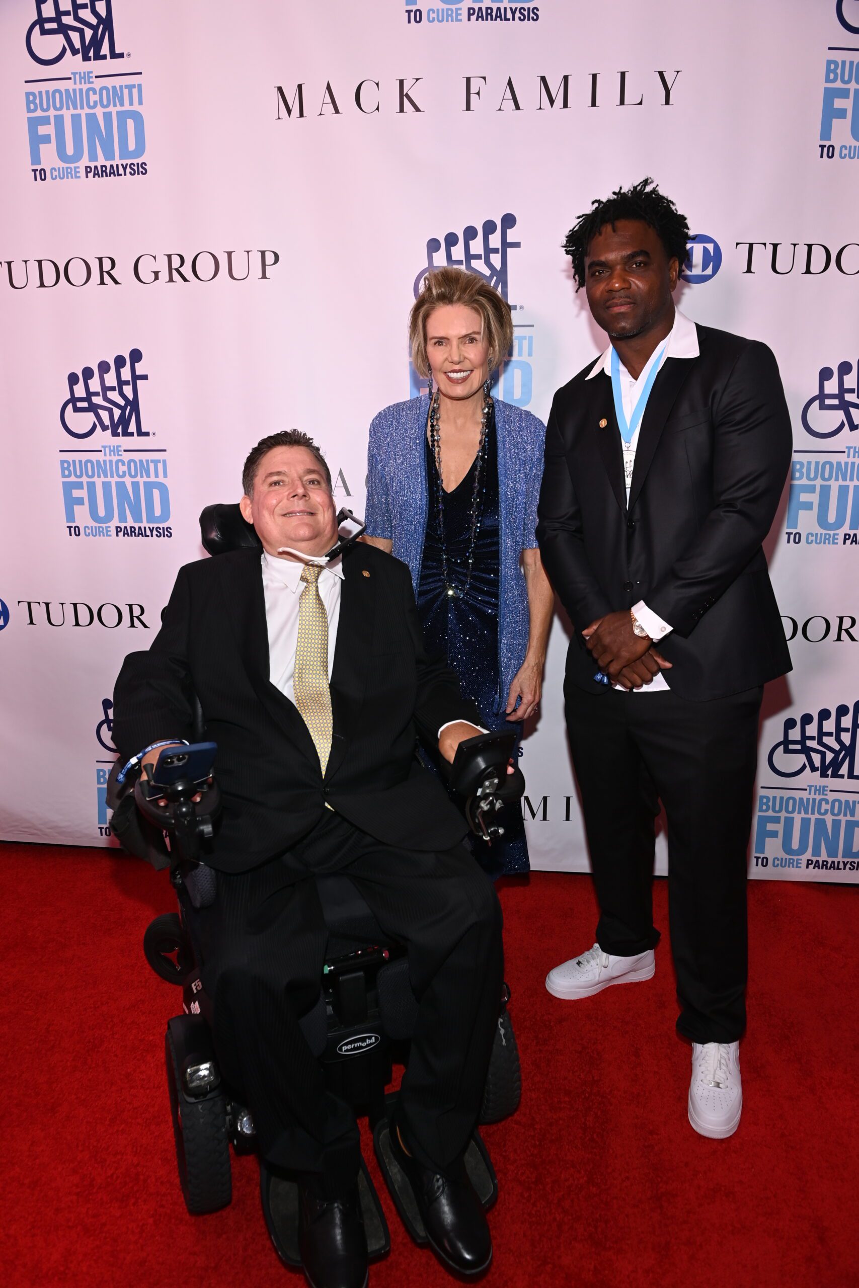Marc Buoniconti with Lesley Visser and Edgerrin James
