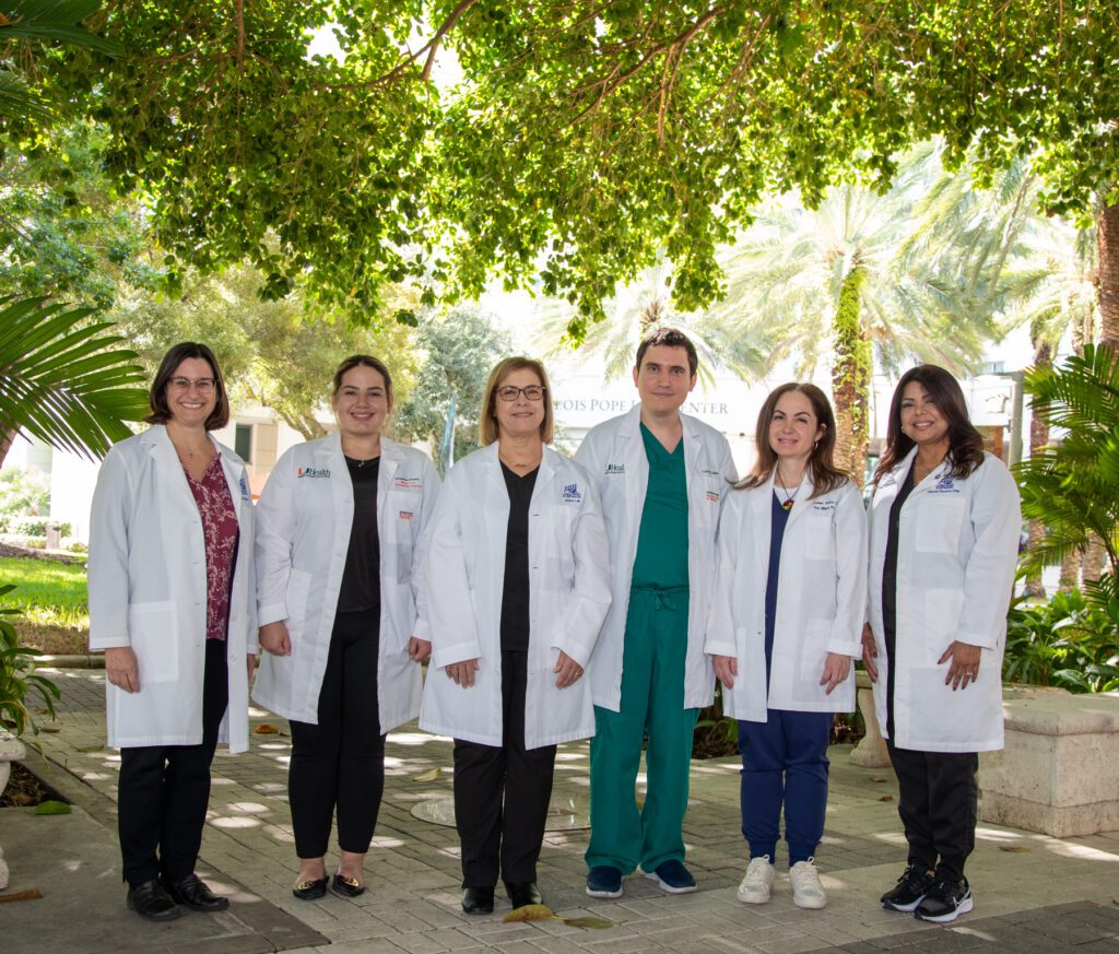 Dr. Coleen Atkins, Jacqueline Alvarez, Maria Dominguez Torres, Dr. Carlos Dallera, Dr. Patrizzia Mastromatteo, and Dr. Fabiola Placeres Uray