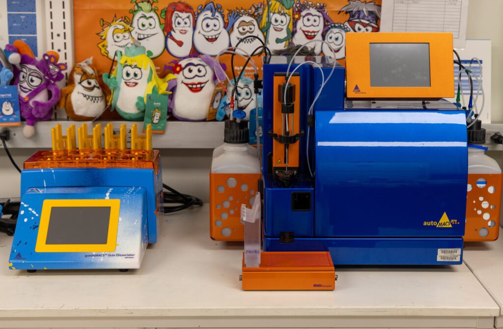 Biomarkers Shared Resource AutoMACS Pro Separator